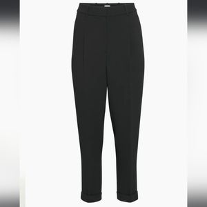 Aritzia Dashwood Pants. Black. Size 2.